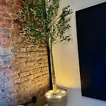 Suburban Loft דירה בוכום