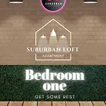 Suburban Loft דירה